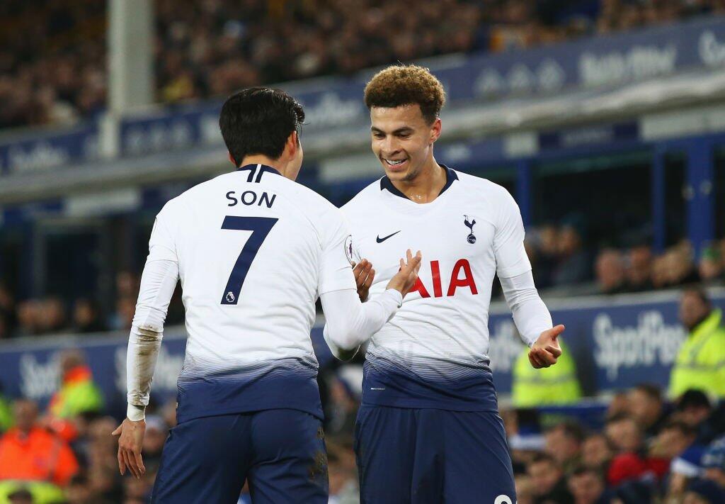 Tottenham Hotspurs, Klub yang Tak Pernah Mau Berbagi di Premier League! 