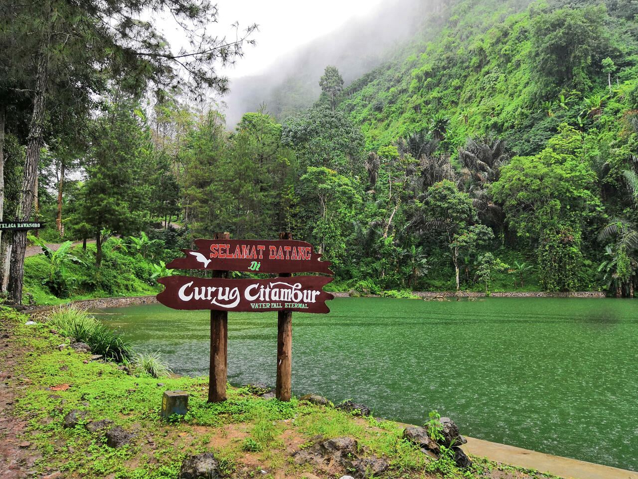 Tangkap Momen Liburan Tanpa Ribet, Bawa Kamera yang Simpel Aja Lah!