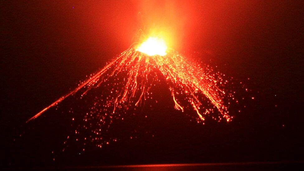 Tsunami Selat Sunda: Gunung Anak Krakatau Masuki Fase Baru dan Mematikan