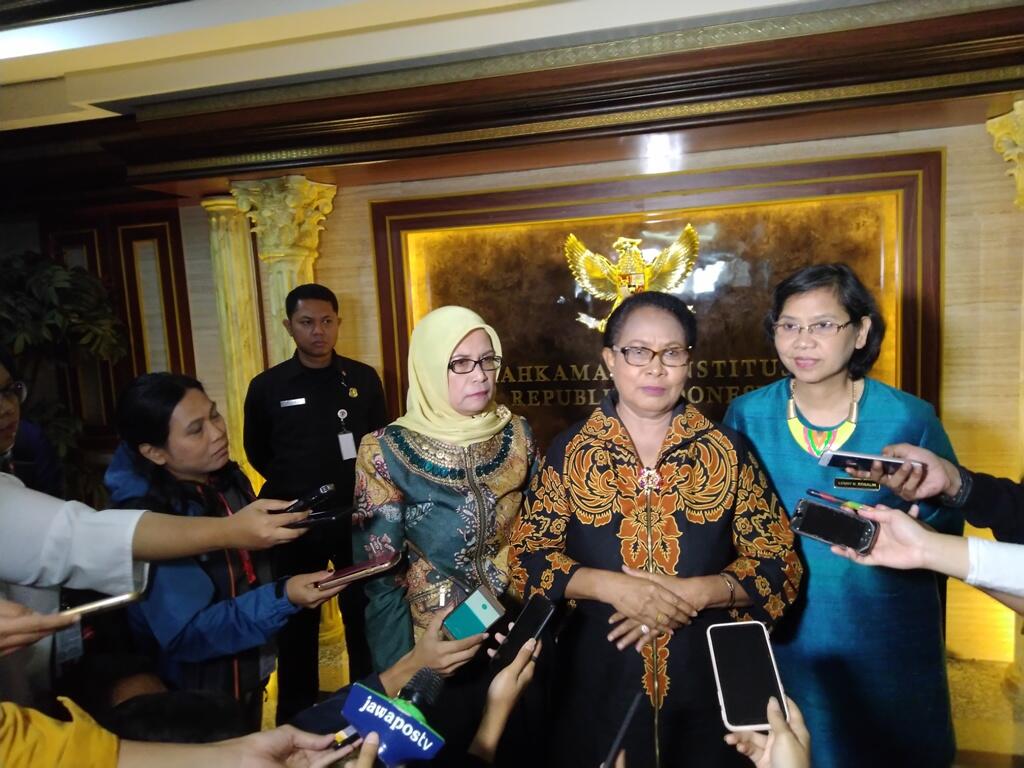 Menteri PPPA Segera Bangun Sekolah Darurat untuk Korban Tsunami