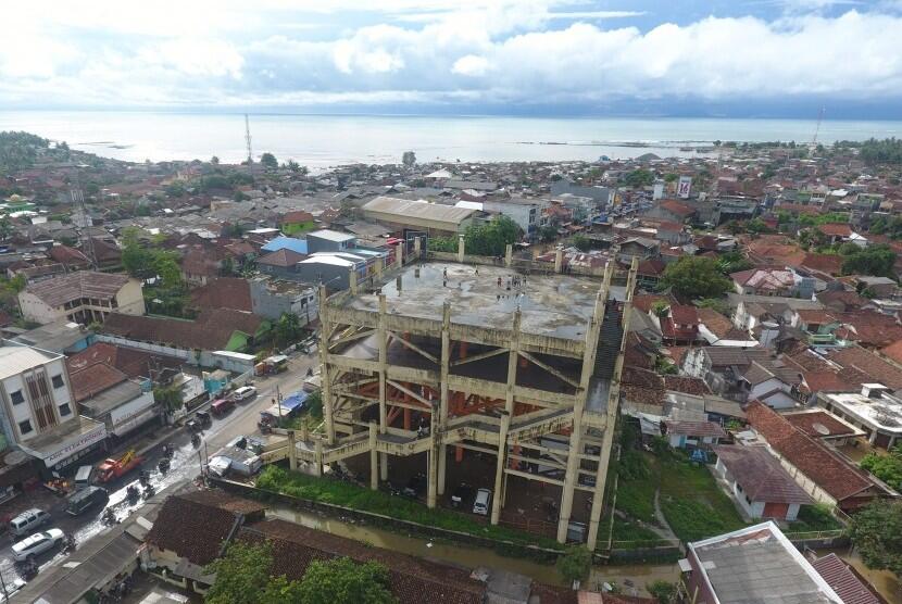 Dibangun, Terbengkalai Dan Tidak Terawat