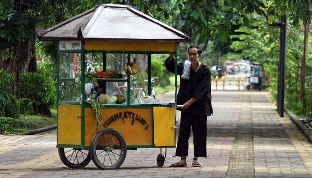 Sebelum Jadi Presiden, Jokowi Pernah Jadi Tukang Tambal Ban hingga PKL