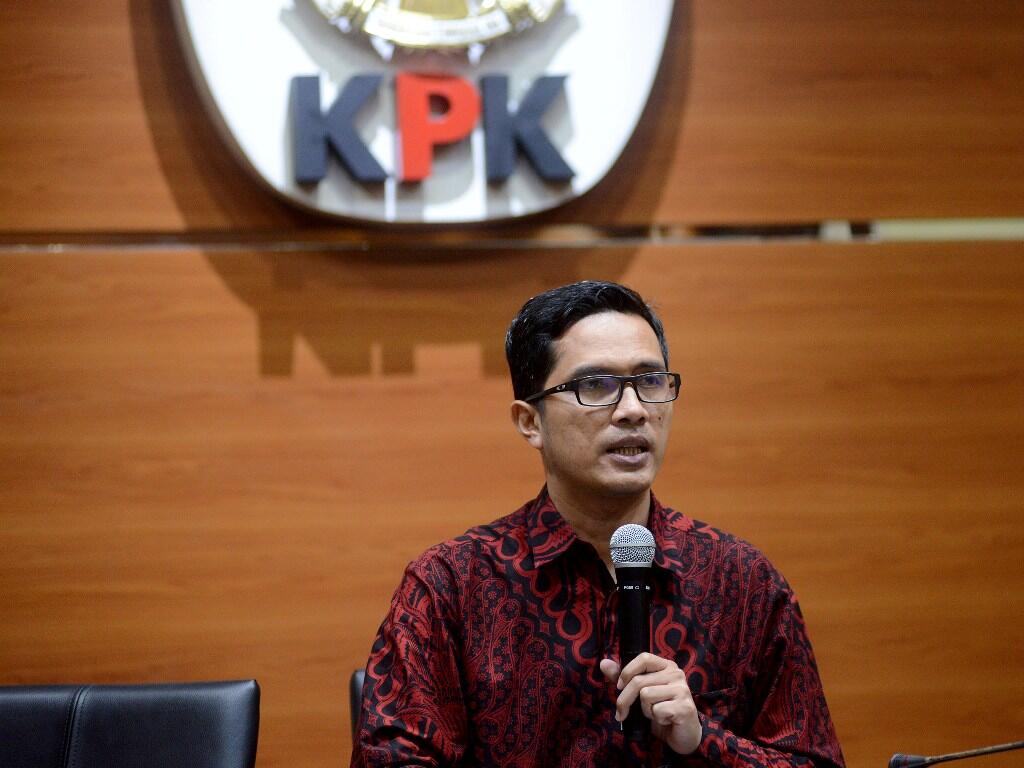 KPK Geledah Dua Lokasi Terkait Suap Penyediaan Air Minum