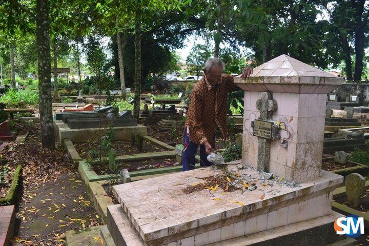 Polisi Menyelidiki Laporan Perusakan Belasan Nisan di Magelang