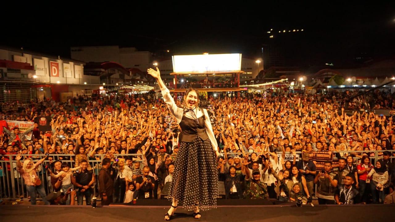 Keseruan Tahun Baru 2019 di Acara Big Bang Jakarta 2018