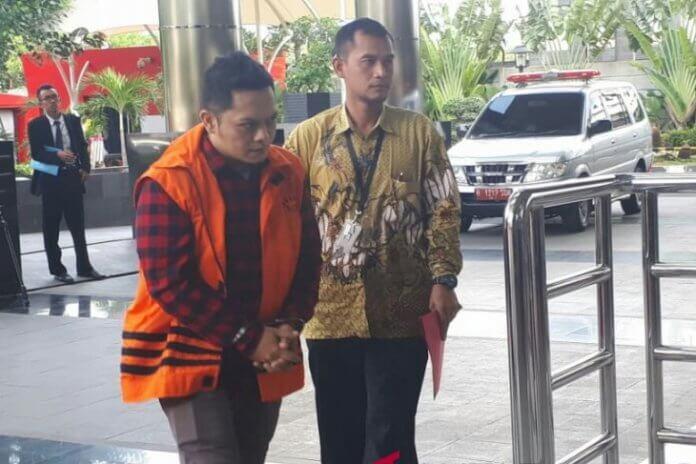 Nah…Tahanan KPK Kini Harus Pakai Borgol!
