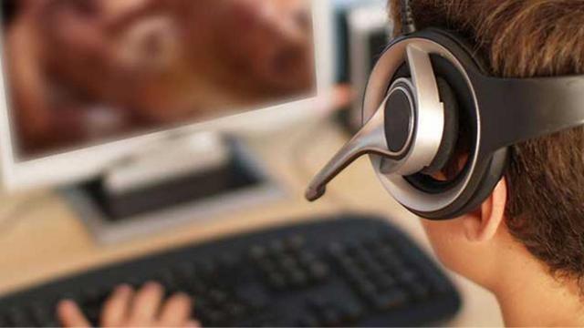 Awas! Aktivitas Otak Penggemar Film Porno Mirip Pecandu Narkoba