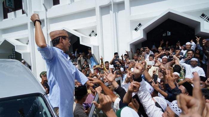Sandiaga Uno Banjir Sumbangan Dana Kampanye Usai Sholat Jumat