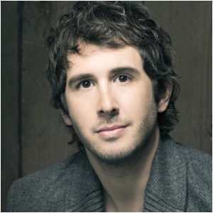 Josh Groban yang Bukan Sekedar Lagu You Raise Me Up
