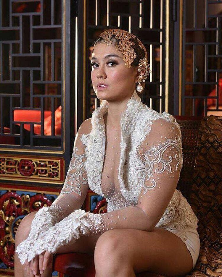Tak Pernah Tersadari, Ternyata 3 Artis Ini Pernah Pakai Busana Tanpa Bra