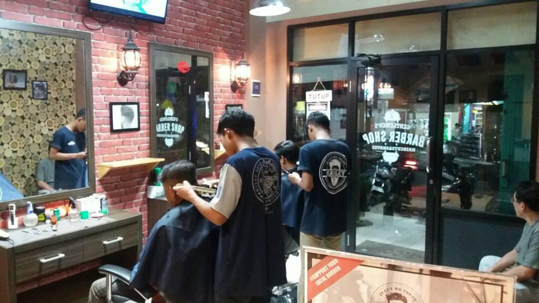 &#91;CILEDUG-TANGERANG&#93; Lowongan barberman di barbershop Ciledug, Tangerang