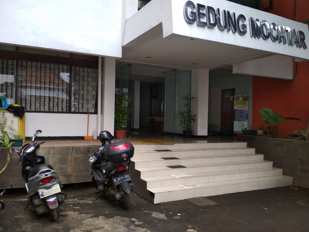 Gak Waras Karena Pake Kymco