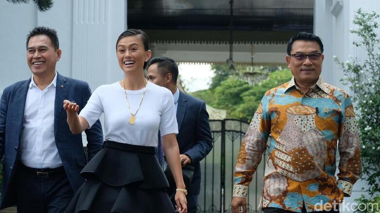 Agnez Mo Bertemu Jokowi di Istana, Bahas Apa?