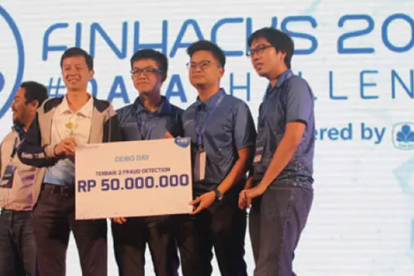 Tim Terbaik Finhacks 2018 Ini Berhasil Ciptakan Solusi Model Anti Tipu-Tipu !