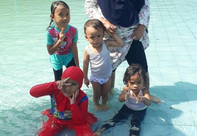&#91;FR&#93; Pengalaman Ane Sekeluarga Mencoba Water Boom (Kolam Renang) Di Luar Jakarta