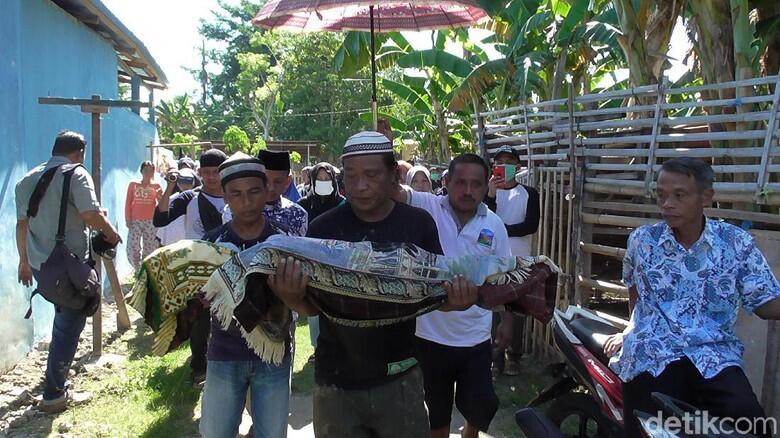 2 Kuburan ini Dipindahkan gara-gara Beda Pilihan Caleg