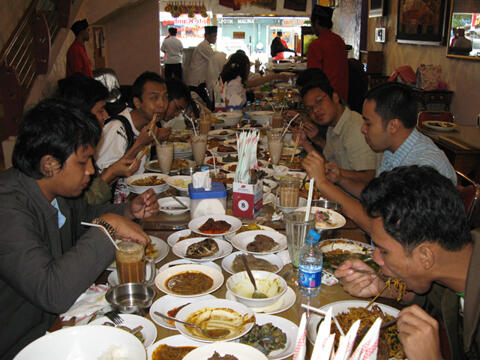 Apa rahasia Mie Aceh Menjadi Makanan yang diminati Masyarakat Dunia 