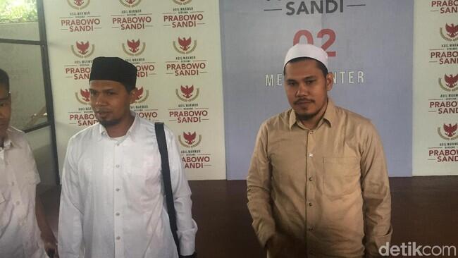 Beda Respons TKN Jokowi Vs BPN Prabow