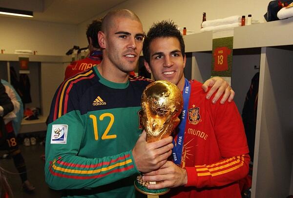 Victor Valdes, Kiper yang Lebih Gede Hoki Dibanding Skill