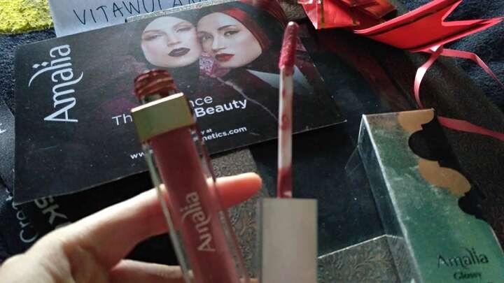 Review Amalia Cosmetics, The Essence of Halal Beauty