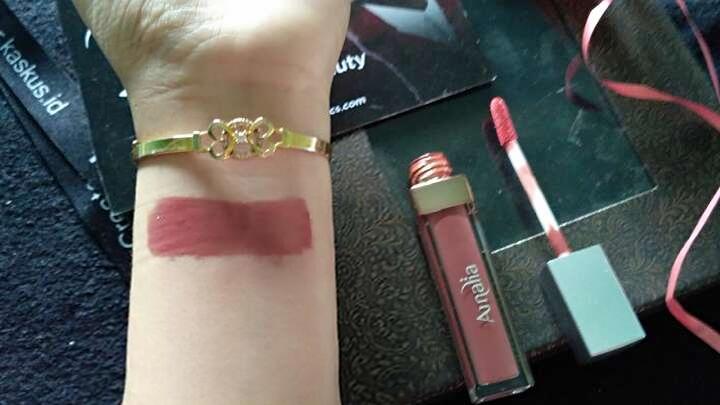 Review Amalia Cosmetics, The Essence of Halal Beauty