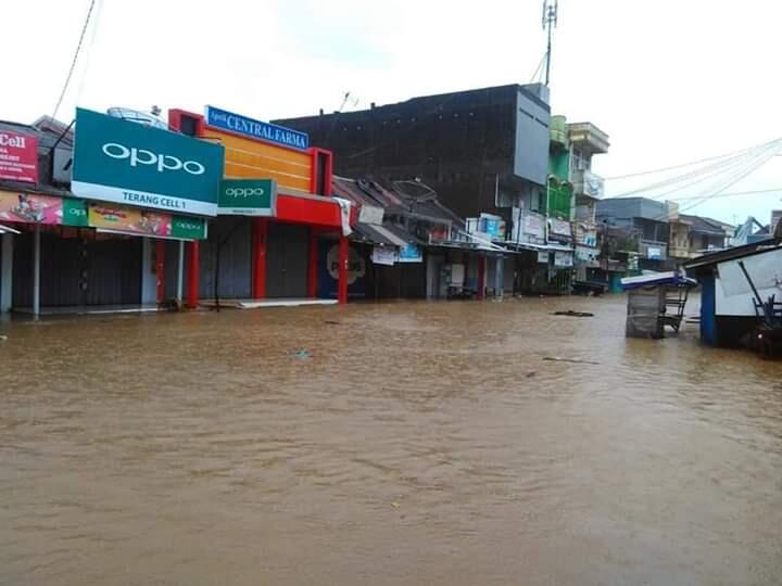 Lebih Serem Mana Tsunami yang Diawali Dengan Atau Tanpa Gempa? 