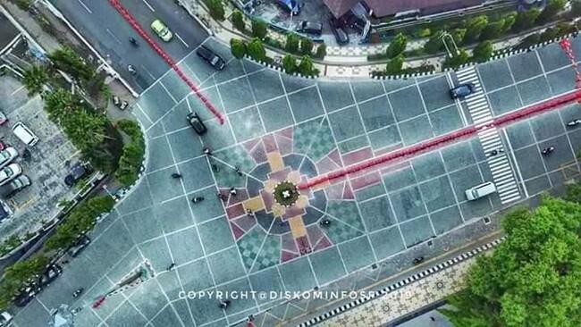 Mosaik Jalan Depan Balkot Solo Disebut Mirip Salib, Ini Faktanya