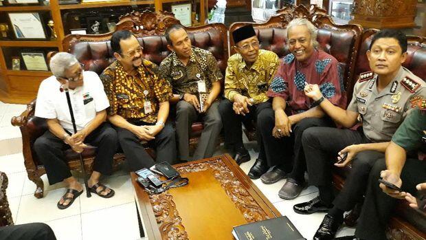 Mosaik Jalan Depan Balkot Solo Disebut Mirip Salib, Ini Faktanya