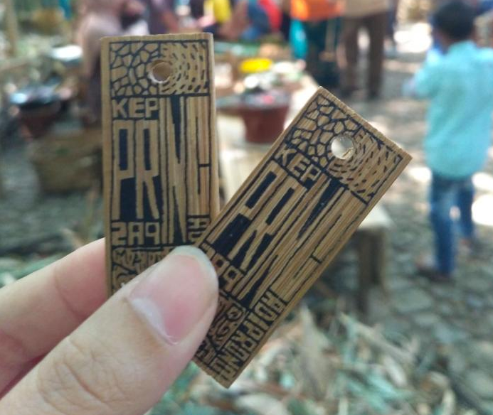 Jalan-Jalan Ke Pasar Papringan, Tak Ada Plastik, Semua Pakai Bambu