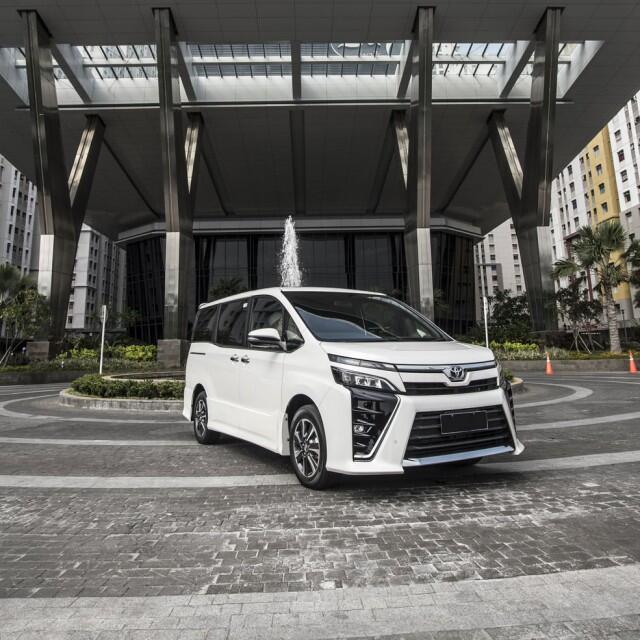 Review Mobil Toyota All New Voxy Terbaru