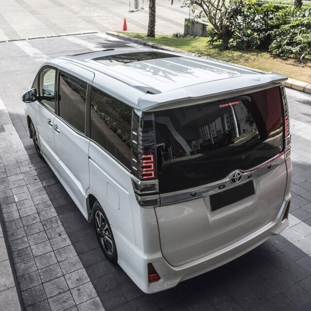 Review Mobil Toyota All New Voxy Terbaru