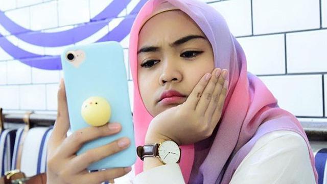 Ditanya Soal Penghasilan Dari Youtube, Ria Ricis Malu-Malu Kucing