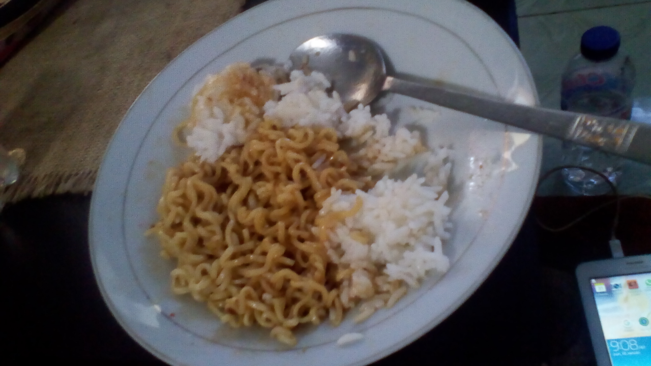 Makanan Yang Tidak Baik Bila Dikonsumsi.....