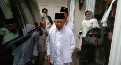 Ma'ruf Amin: Selain Bebaskan, Jokowi Ingin Merawat Abu Bakar Baasyir