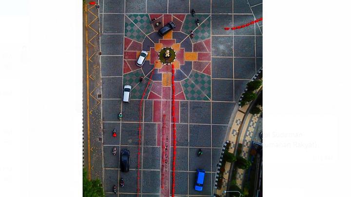 Ditutupnya Ornamen Mirip Salib di Depan Balai Kota Surakarta