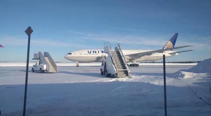 Penumpang United Airlines 16 Jam Terdampar di Suhu -30 Derajat Celsius