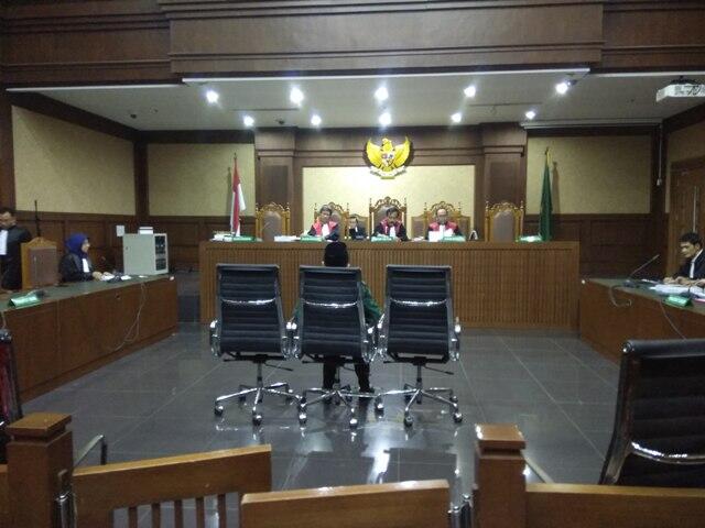 Legislator Partai Demokrat Dituntut 10 Tahun Penjara