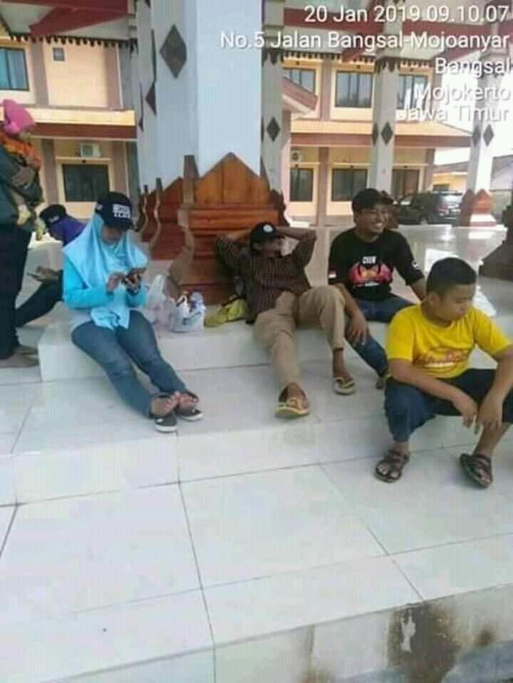 Orang Tua Zaman Now Sibuk Sibuk Bekerja, Bagaimana Pola Pendidikan Pada Anak ?