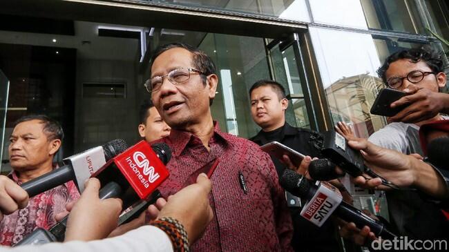 Mahfud MD: Dari 3 Opsi, Abu Bakar Ba'asyir Hanya Bisa Bebas Bersyarat