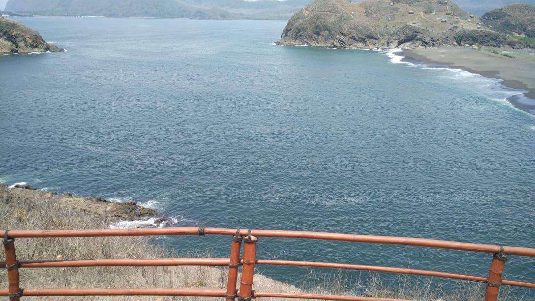 Teluk Love Salah Satu Objek Wisata Murah Di Jember Yang Tidak Akan Menguras Kantong