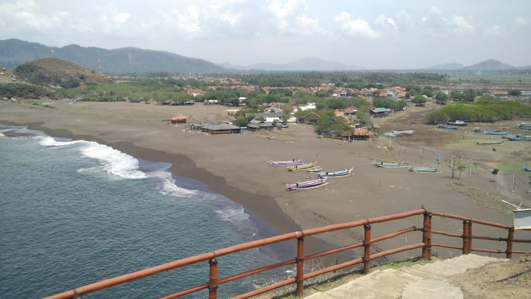 Teluk Love Salah Satu Objek Wisata Murah Di Jember Yang Tidak Akan Menguras Kantong