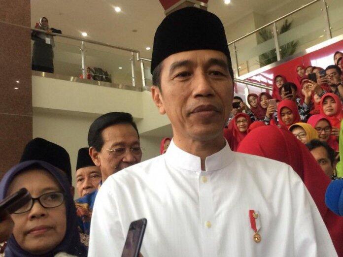 Semula Bebaskan, Kini Minta Kajian Mendalam, Jokowi Gamang Bebaskan Baasyir?