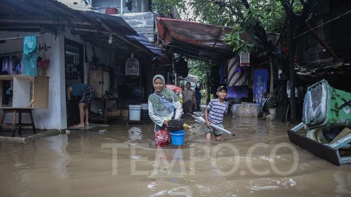 Kali Krukut Meluap, Kawasan Cilandak Timur Banjir