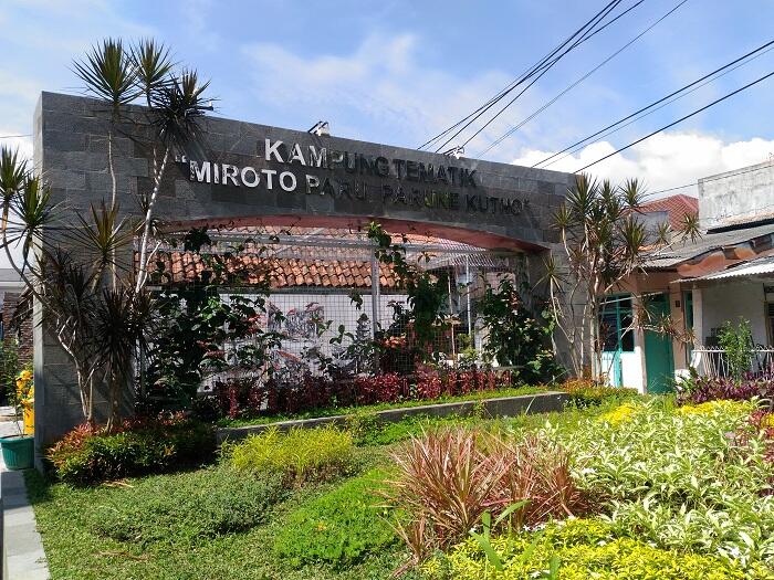 Mengenal Kampung Unik Miroto, Paru-Parunya Kota Gans!