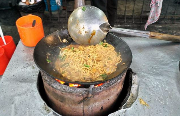 Nyobain Bakmi Jowo di Bandung