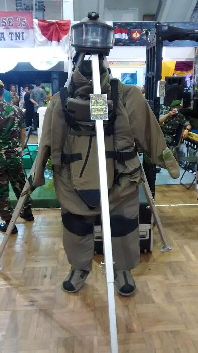Review Pameran Alutsista TNI Ane Gans!