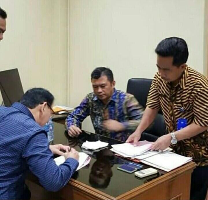 Kawat Berduri hingga Karangan Bunga untuk Ahok Terlihat di Depan Mako Brimob