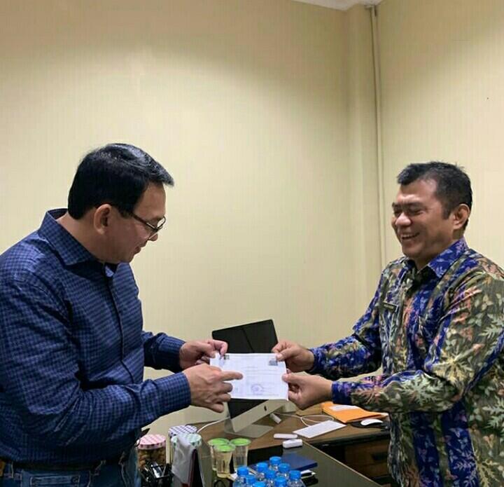 Kawat Berduri hingga Karangan Bunga untuk Ahok Terlihat di Depan Mako Brimob