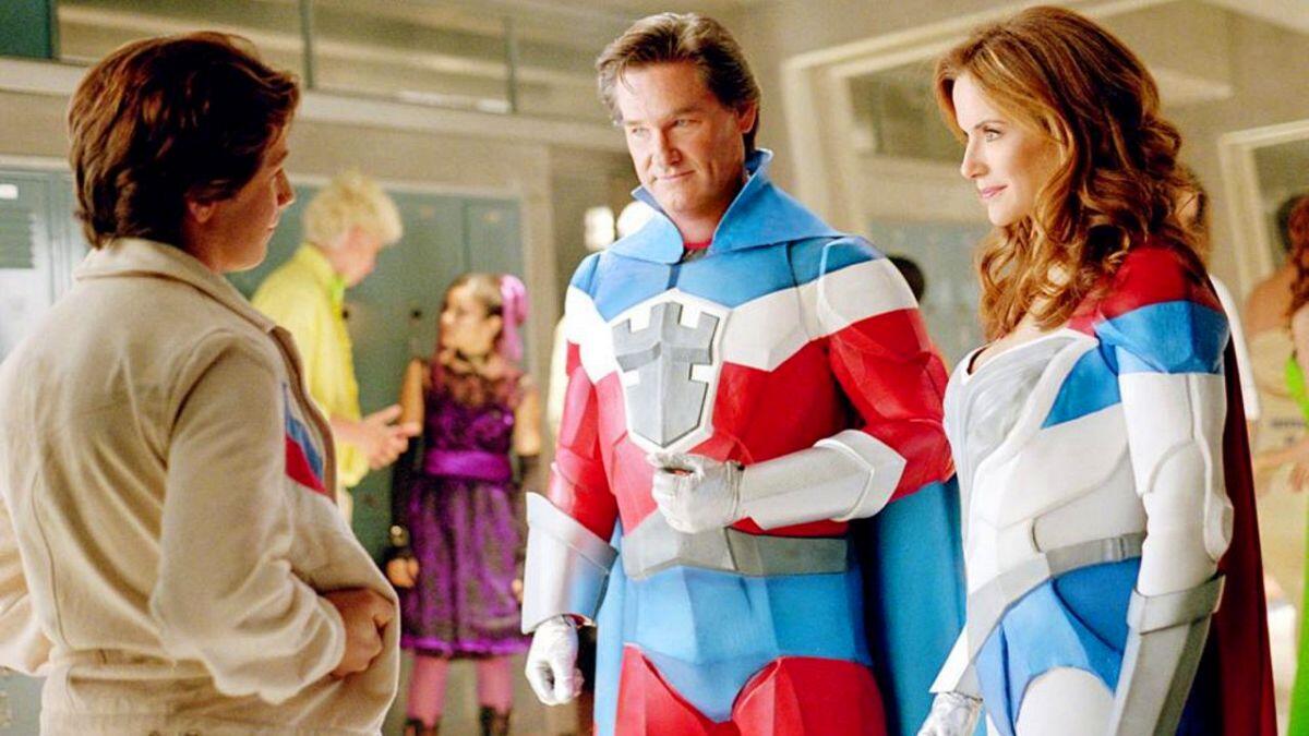 Selain Glass, Ini 14 Film Superhero Non Marvel & DC yang Juga Keren