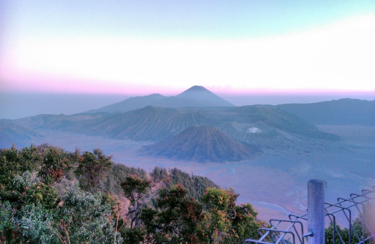 Nekat Berpetualang ke Bromo